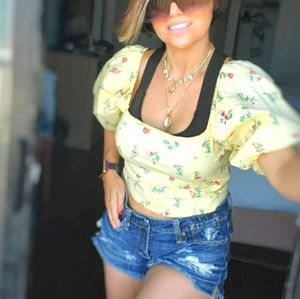 Modeling my full closet👇